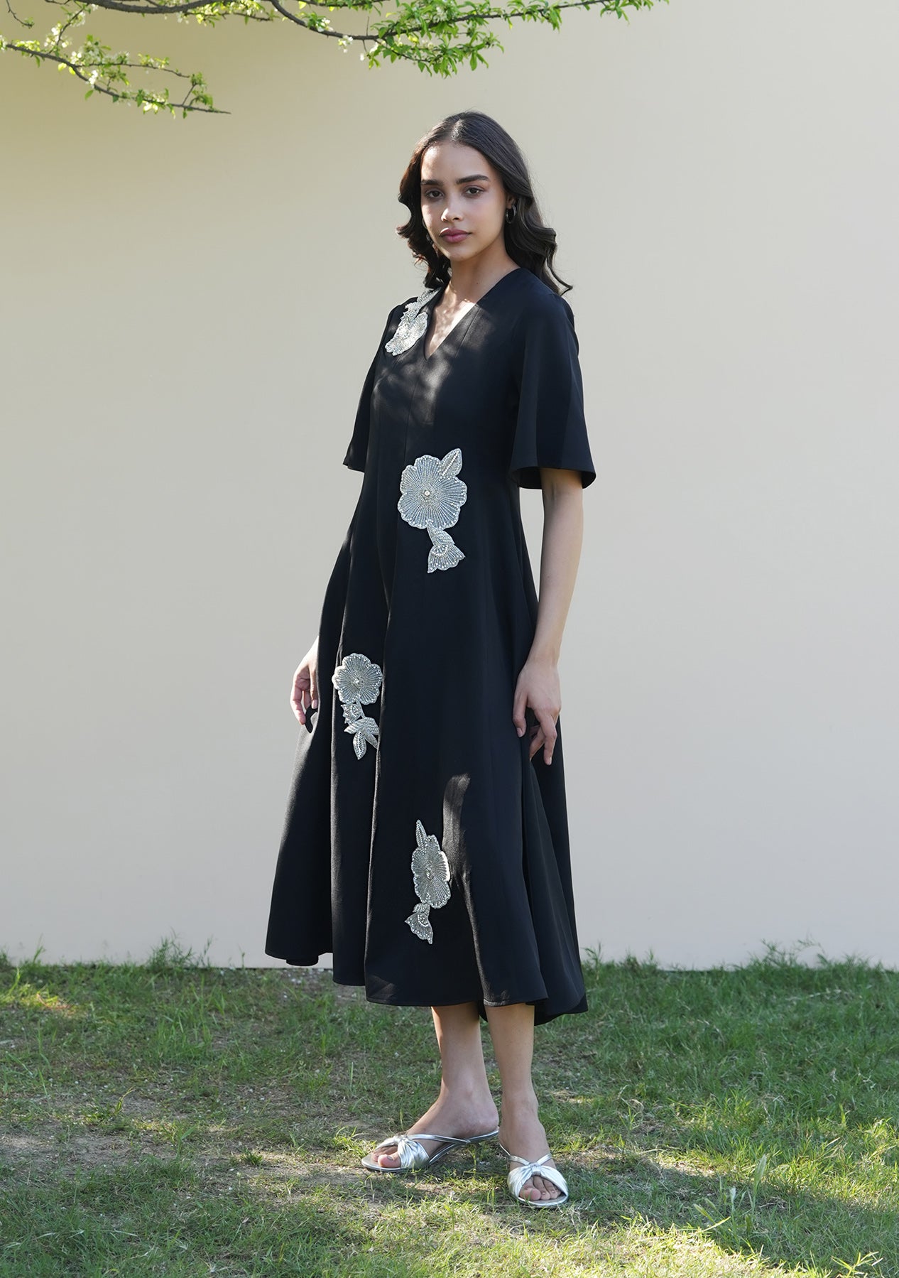 Paige Midi Dress (Black)