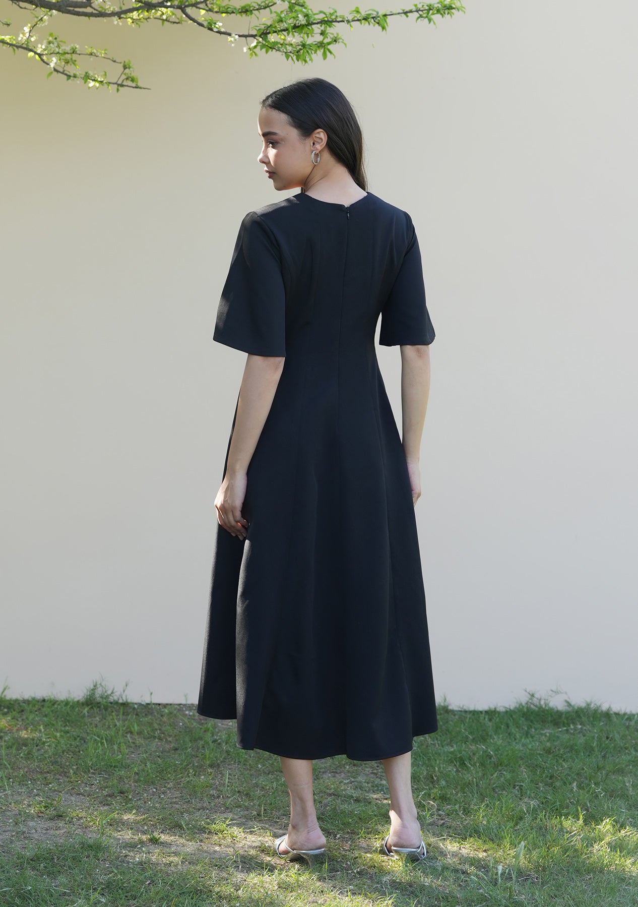 Paige Midi Dress (Black)
