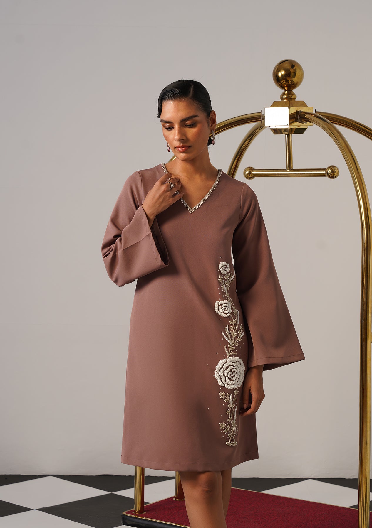 Rosebud Dress (Mocha Mousse)
