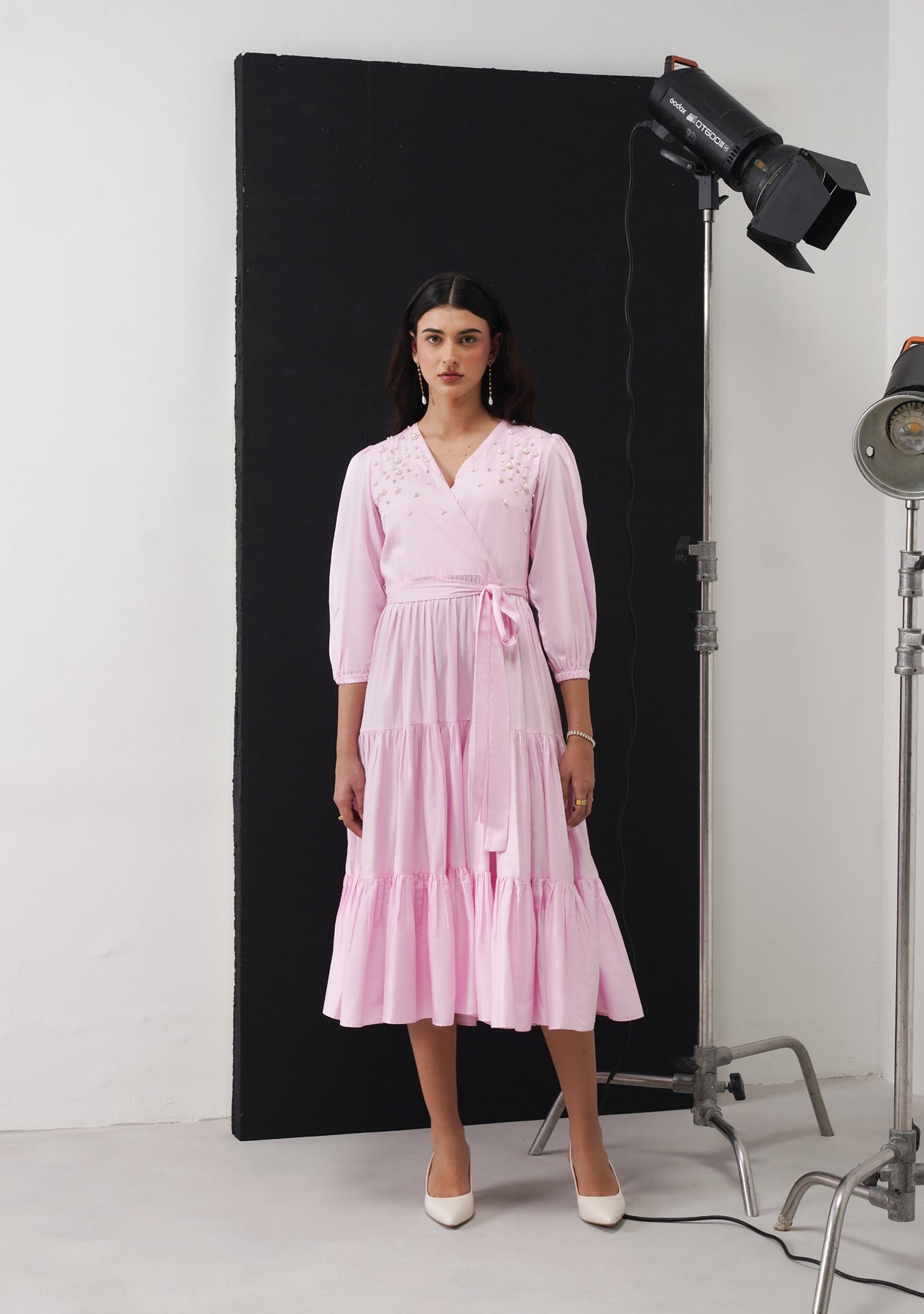 Marina Embellished Midi Dress (Baby Pink)