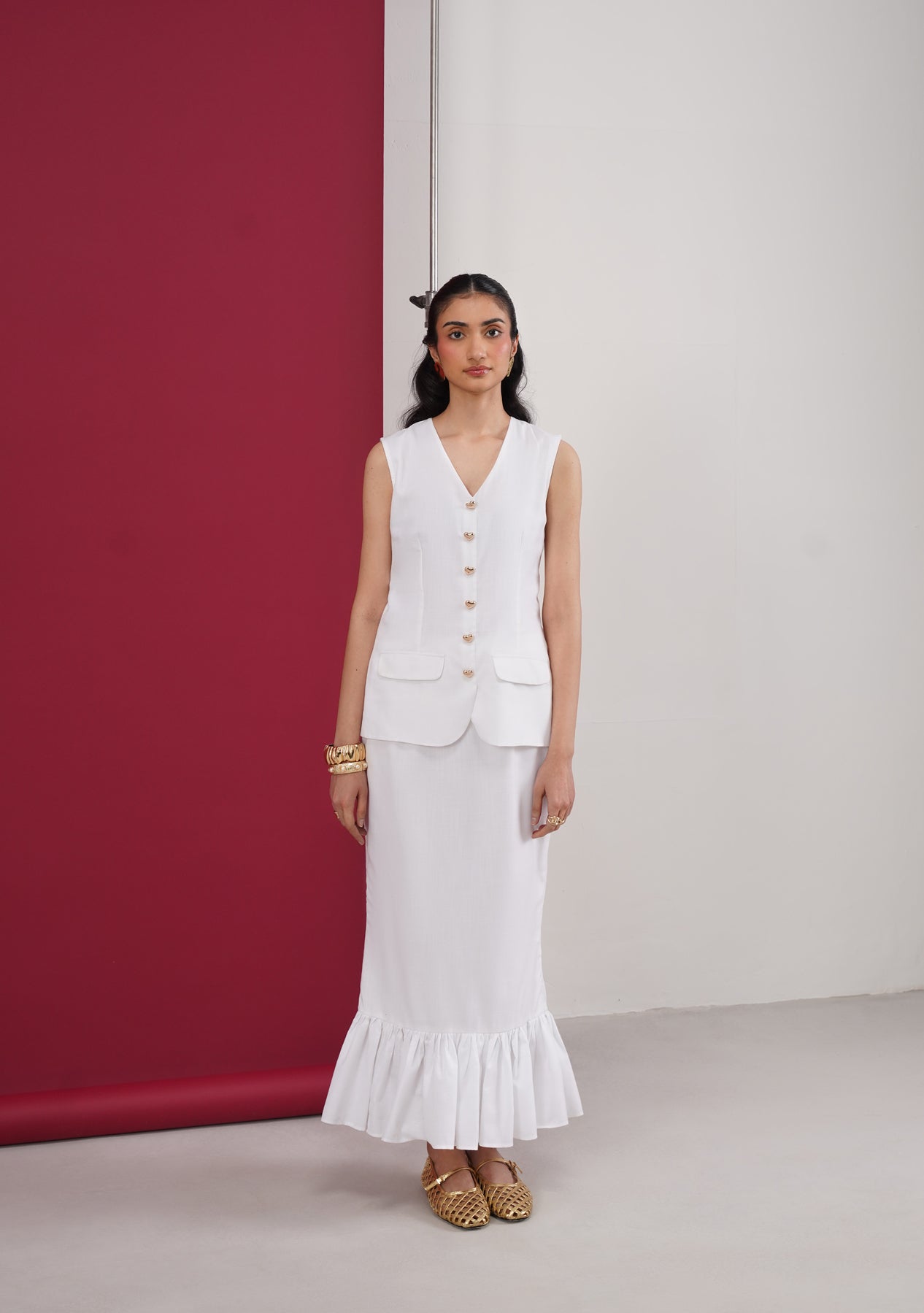 Ellie Waistcoat (Ivory)