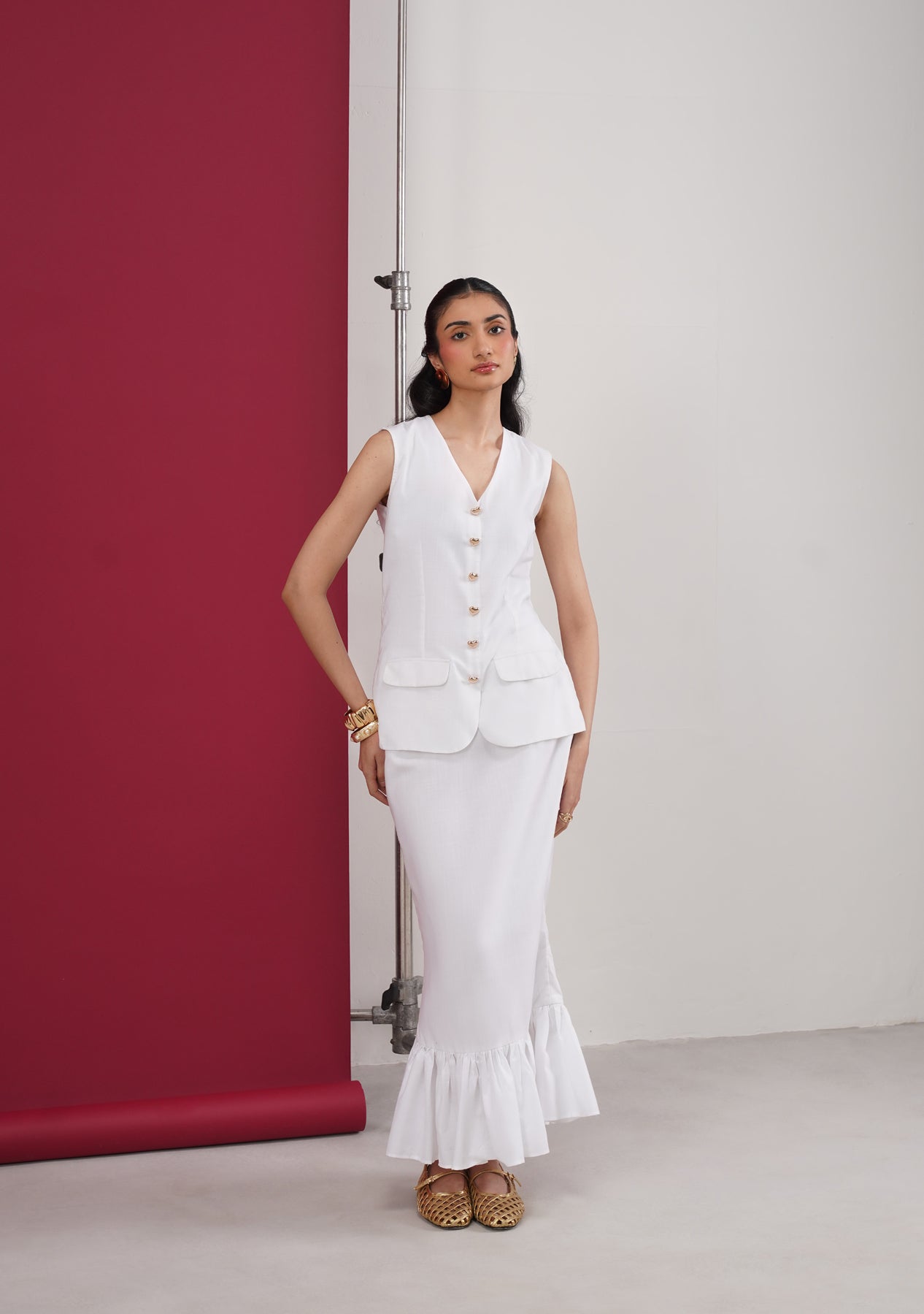 Ellie Waistcoat (Ivory)