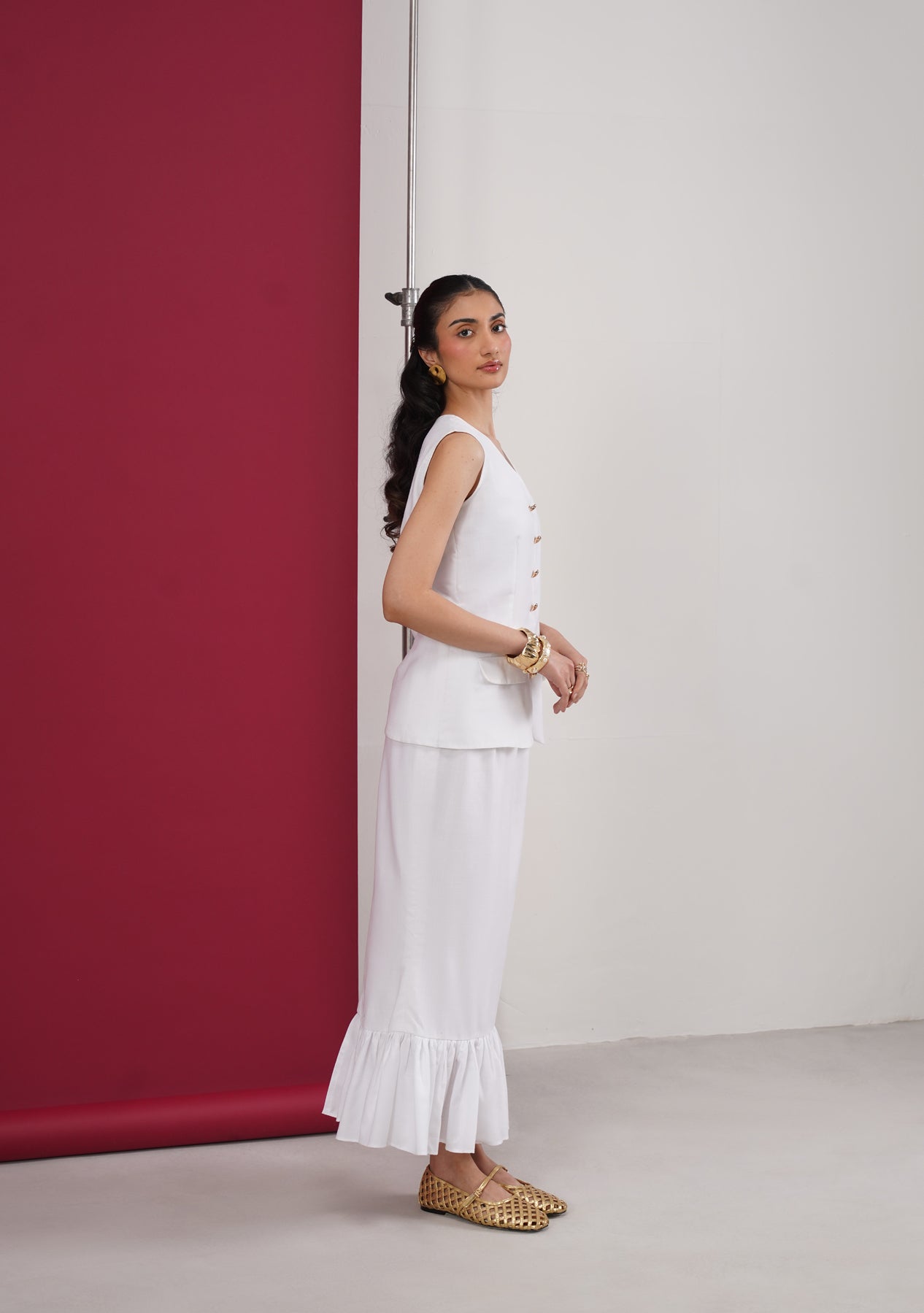 Ellie Waistcoat (Ivory)