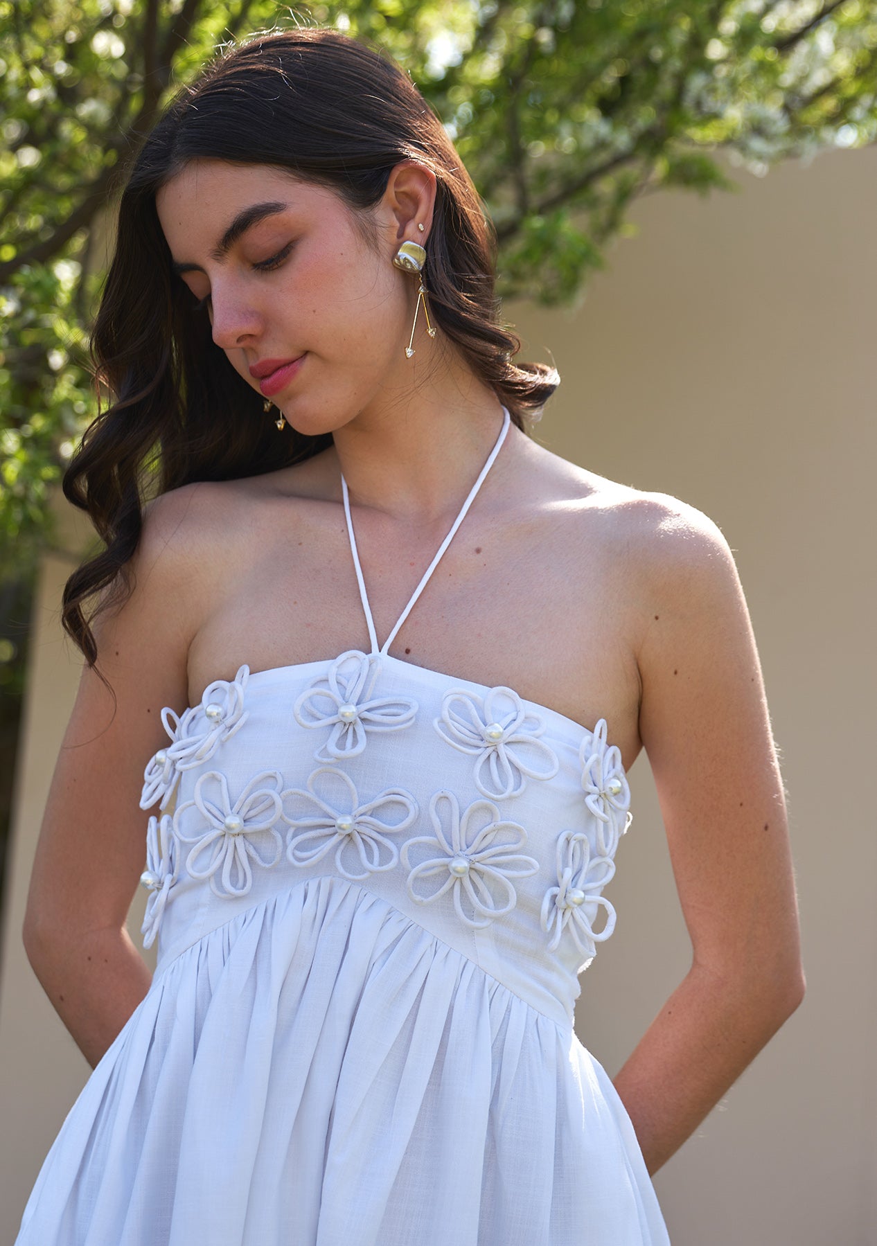 Elle Midi Dress with Detachable Sleeves (White)