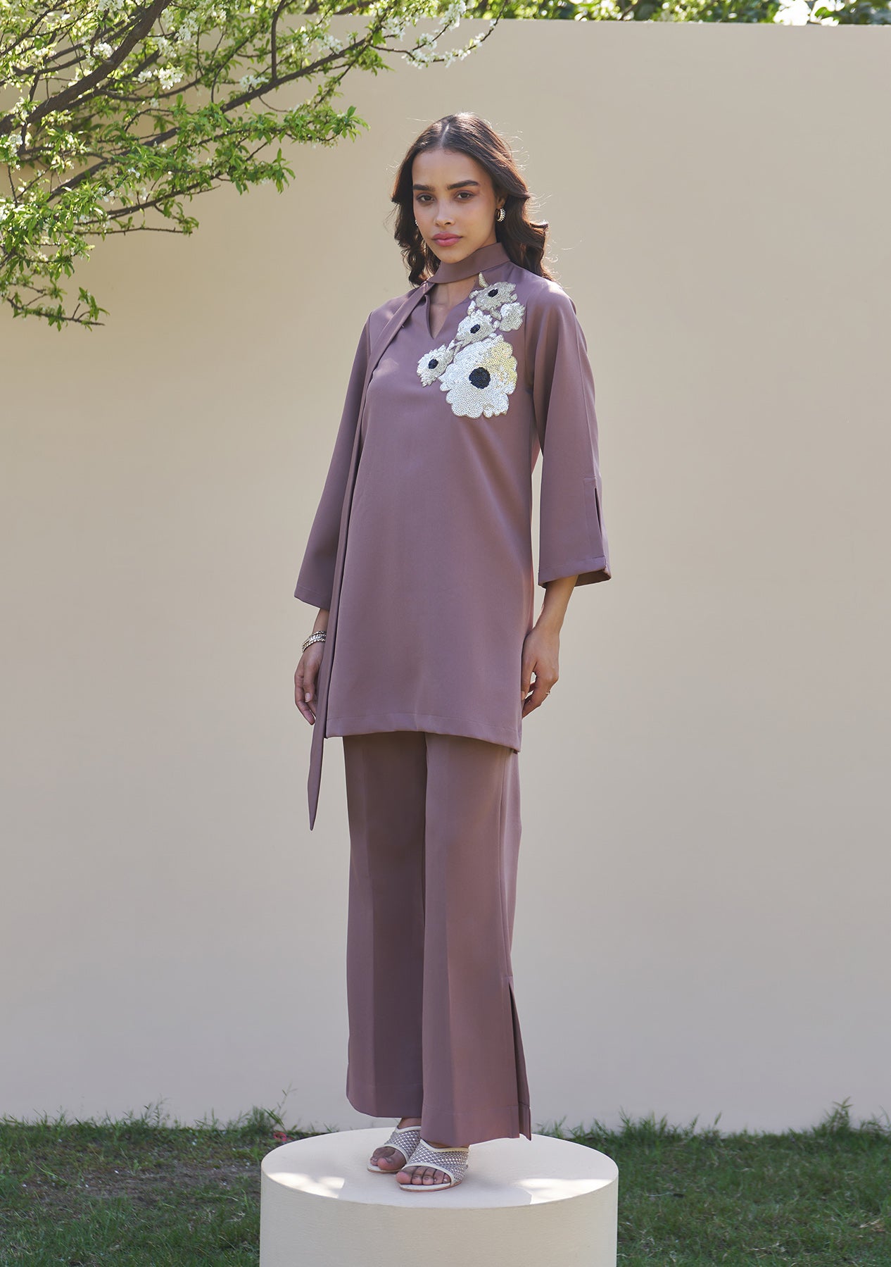 Dahlia Co-ord Set (Mocha Mousse)