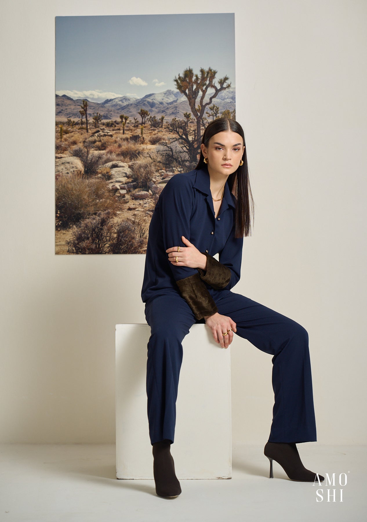 Sherry Fur Cuff Shirt (Navy)