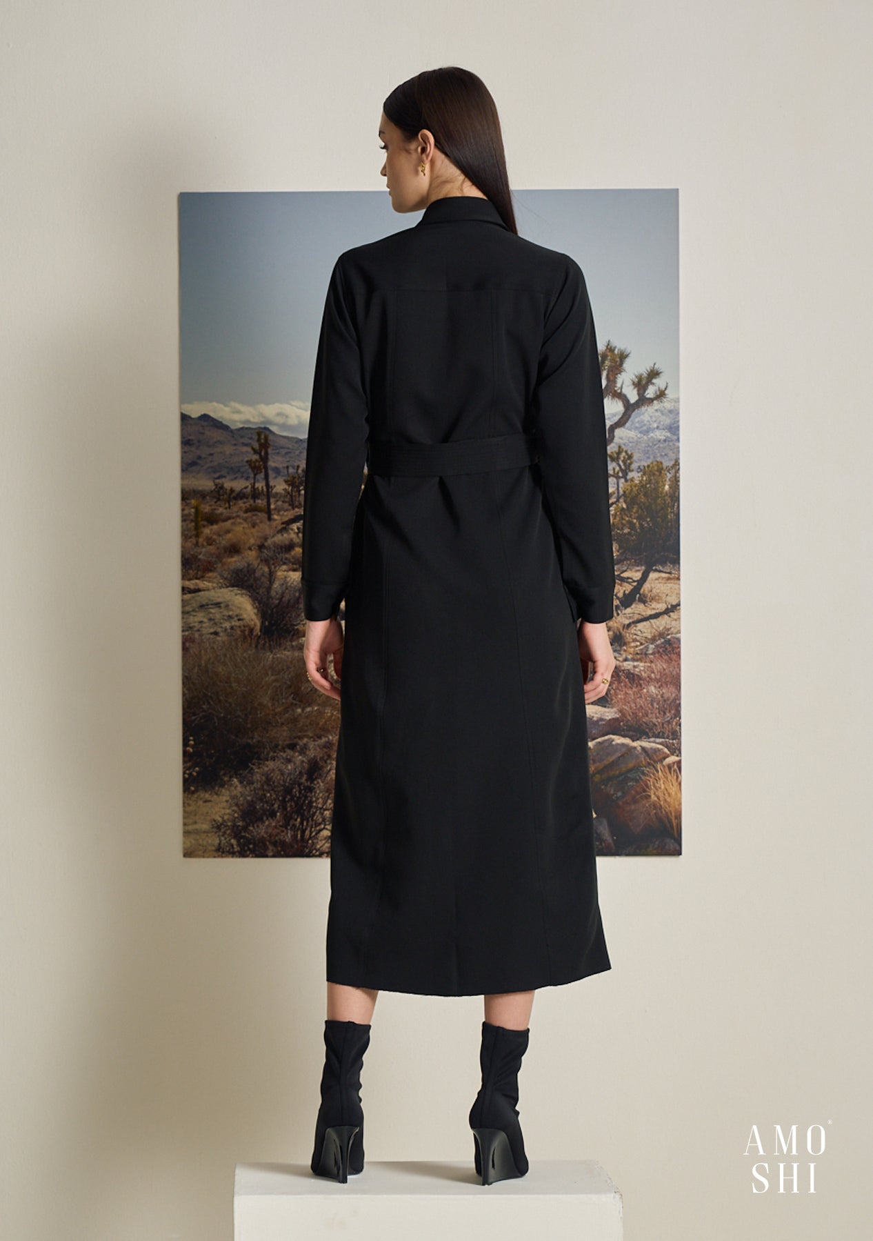 Tress Midi Dress (Black)