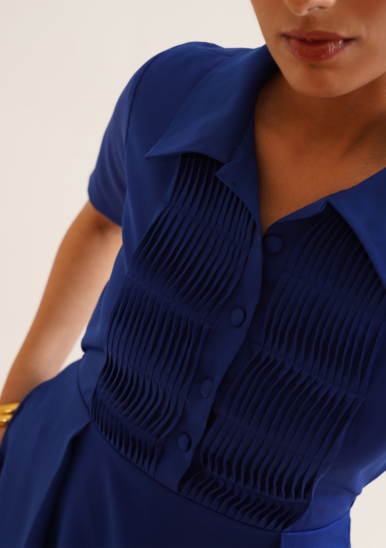 Wave Pintuck Midi Dress (Blue)