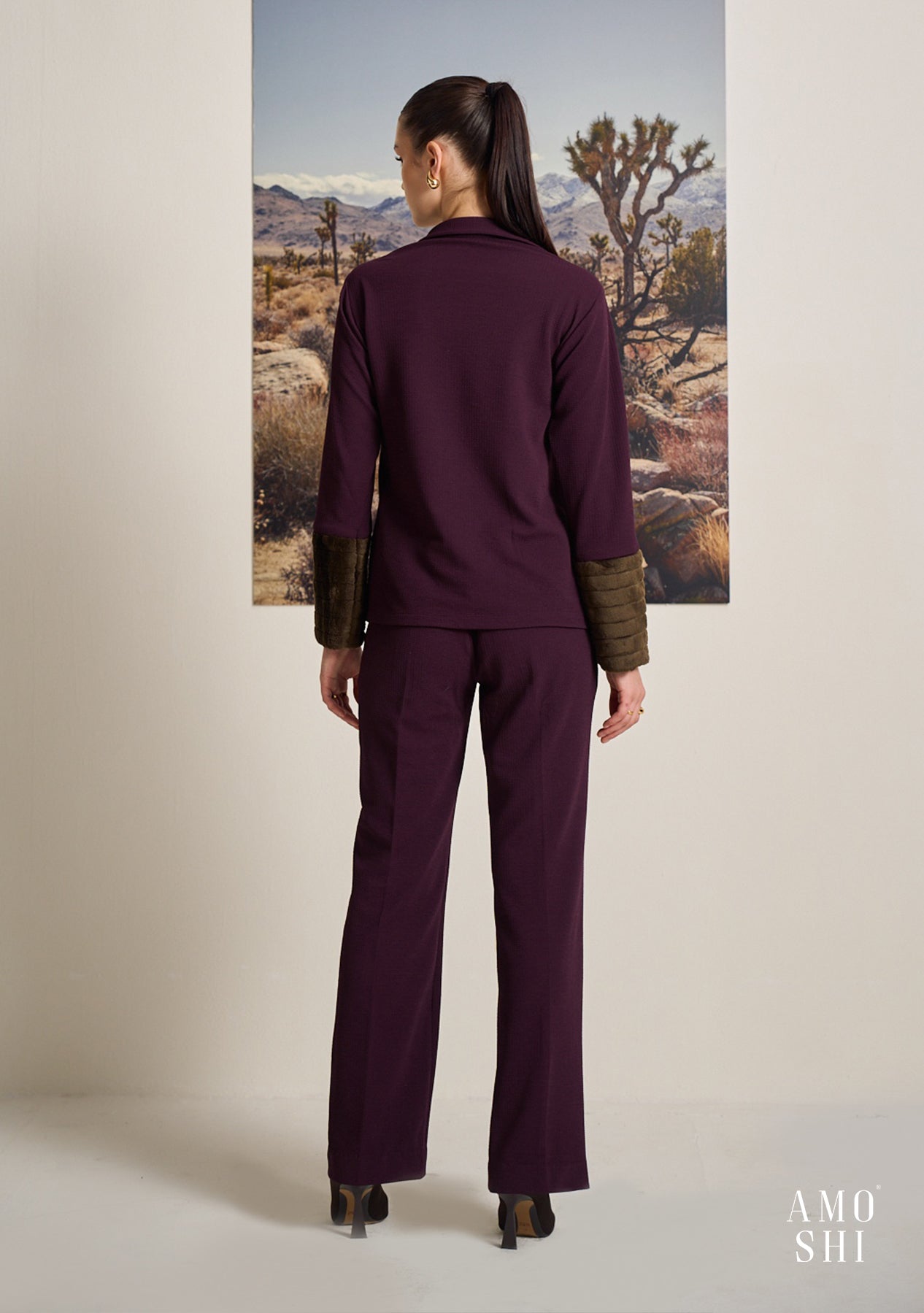 Sherry Fur Cuff Shirt (Wine)