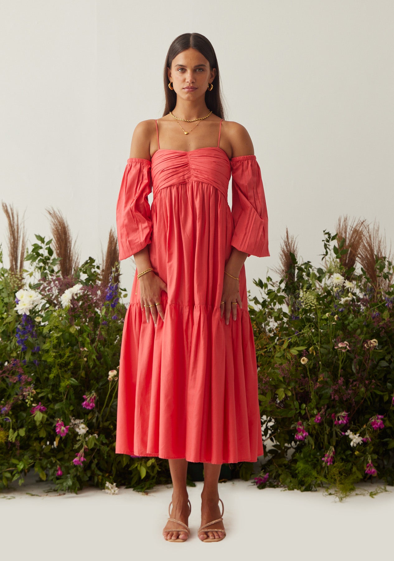 Lea Dress with detachable sleeves (Red)