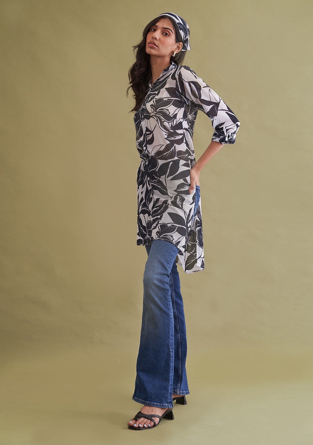 Amoshi Blake Tunic -floral dresses online - black&white Š—– amoshi.in