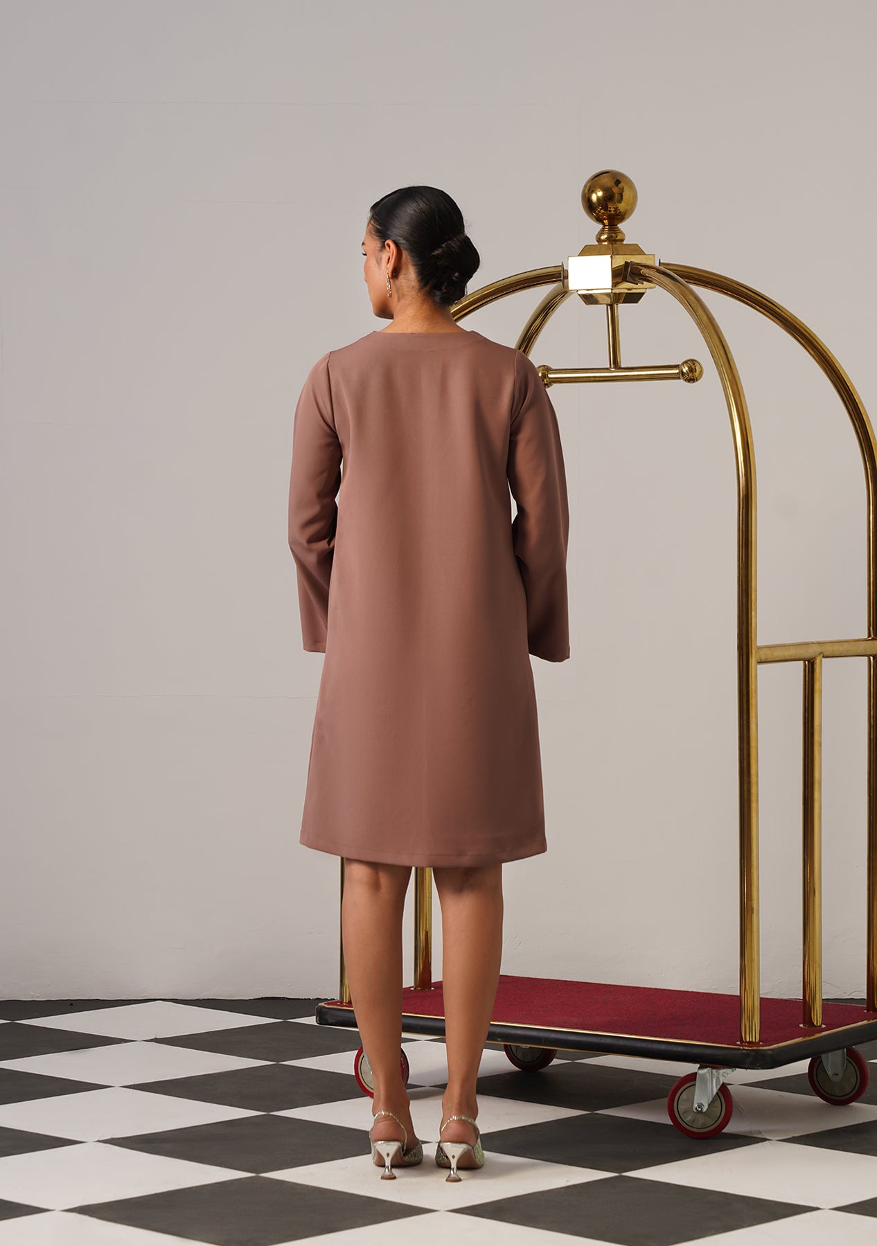 Rosebud Dress (Mocha Mousse)