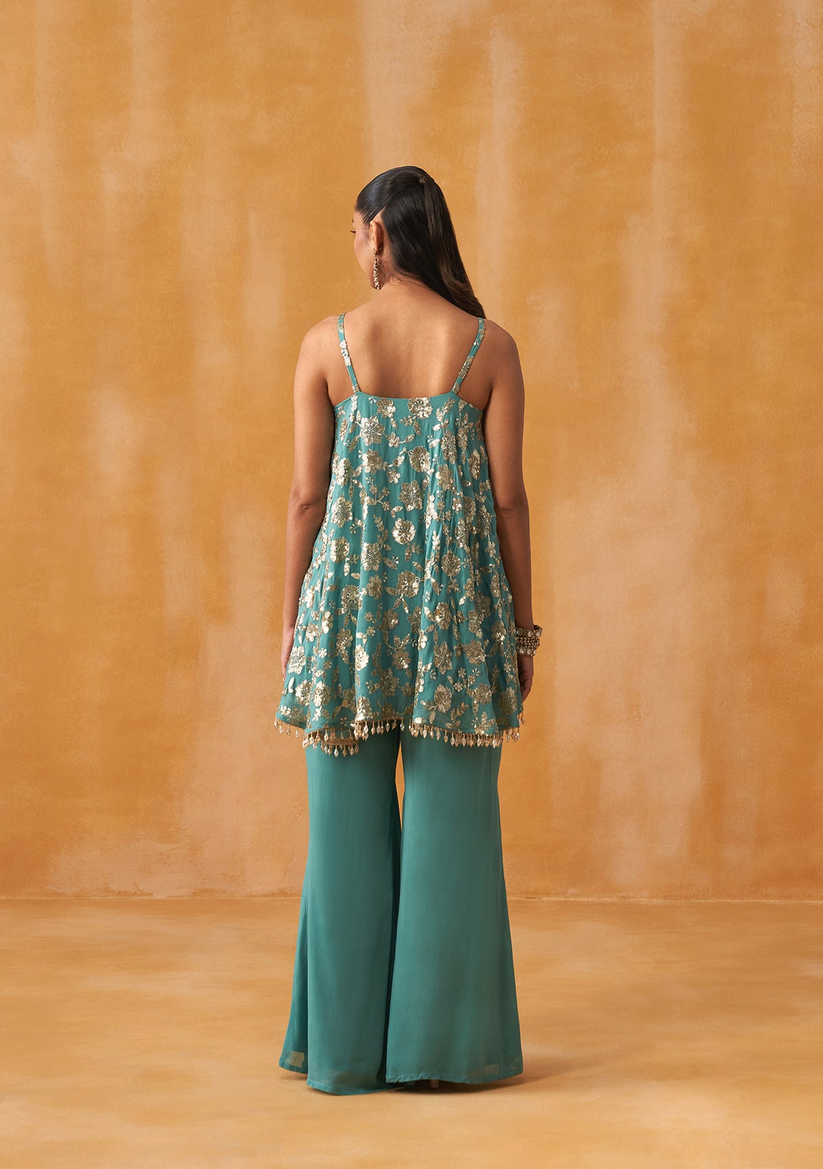 Pataka Sharara Set With Potli (Teal)