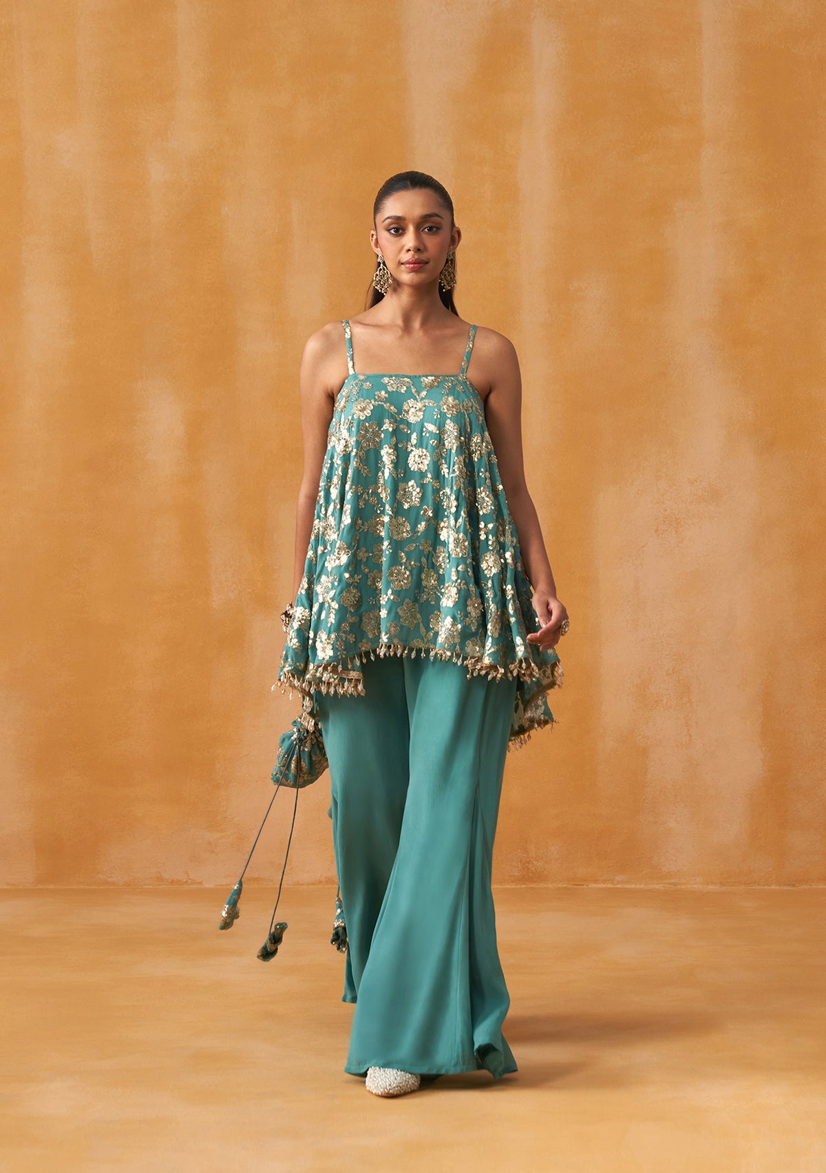 Pataka Sharara Set With Potli (Teal)