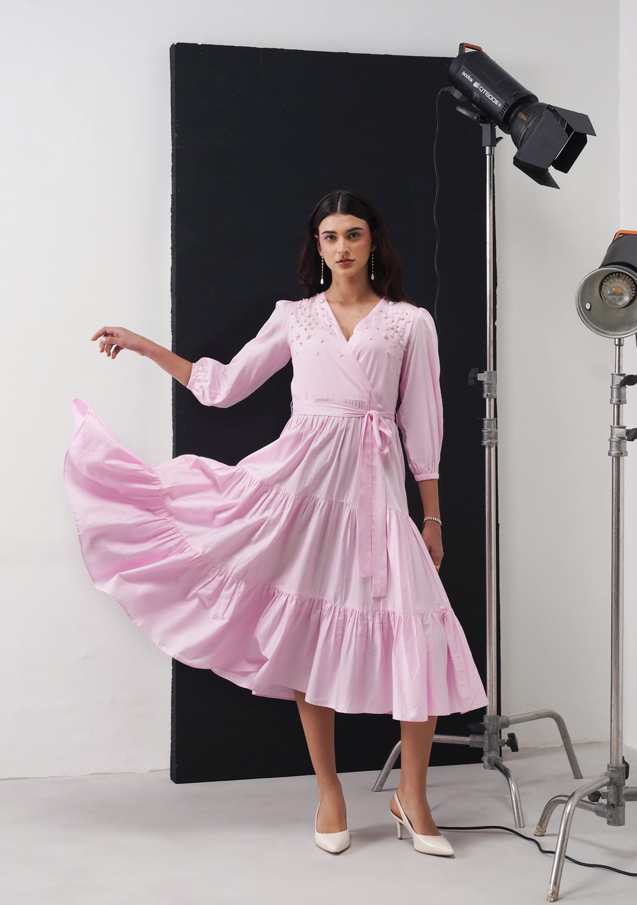 Marina Embellished Midi Dress (Baby Pink)